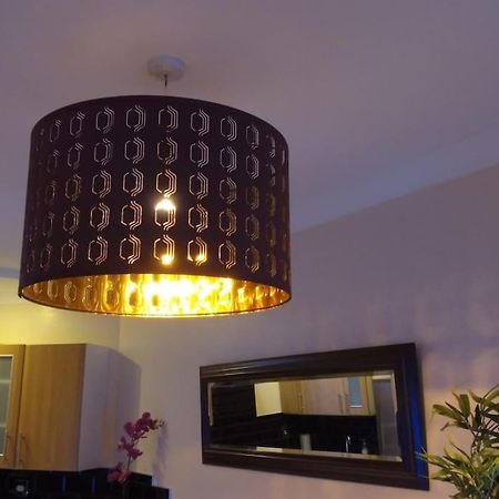 Must See, Quality 1 Bed, Romford, 20 Mins C.London Exterior foto