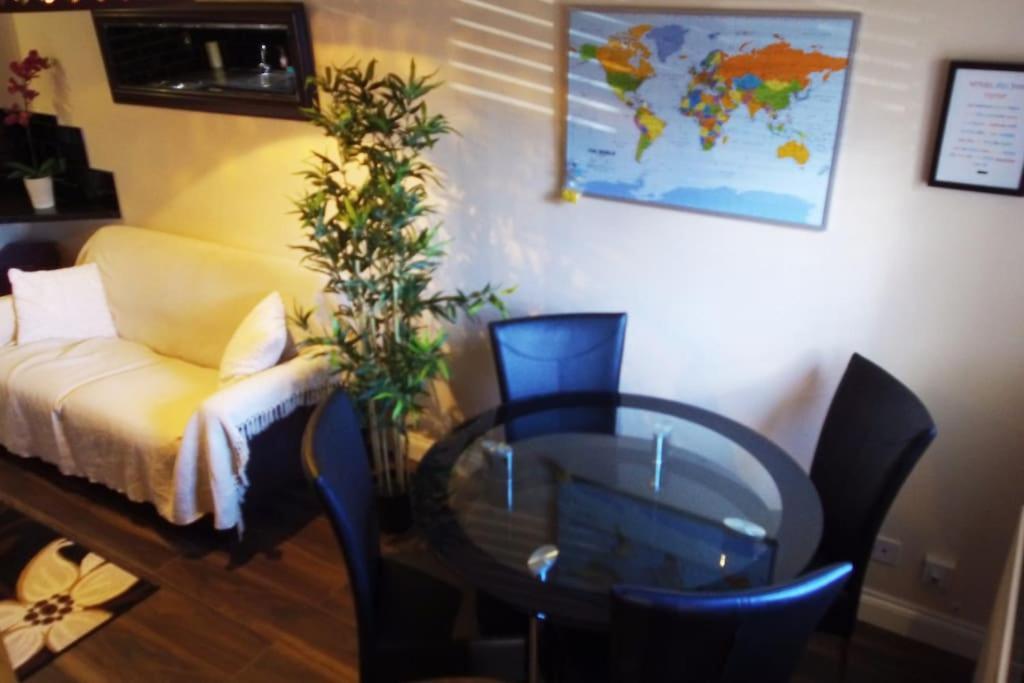 Must See, Quality 1 Bed, Romford, 20 Mins C.London Exterior foto