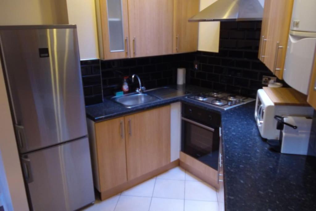 Must See, Quality 1 Bed, Romford, 20 Mins C.London Exterior foto